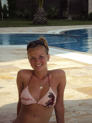 334128-20110909-THktxk.jpg