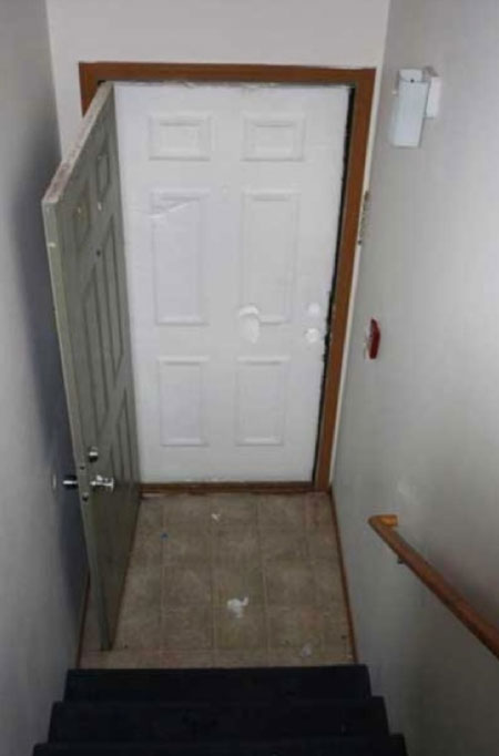 406929-20111212-zfey45.jpg