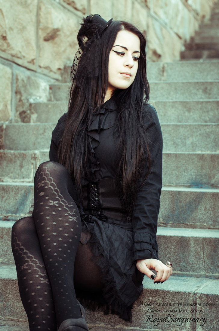 i_can_never_stop_myself_from_fallin___over_you____by_aevouletteb-d5mmnwe.jpg