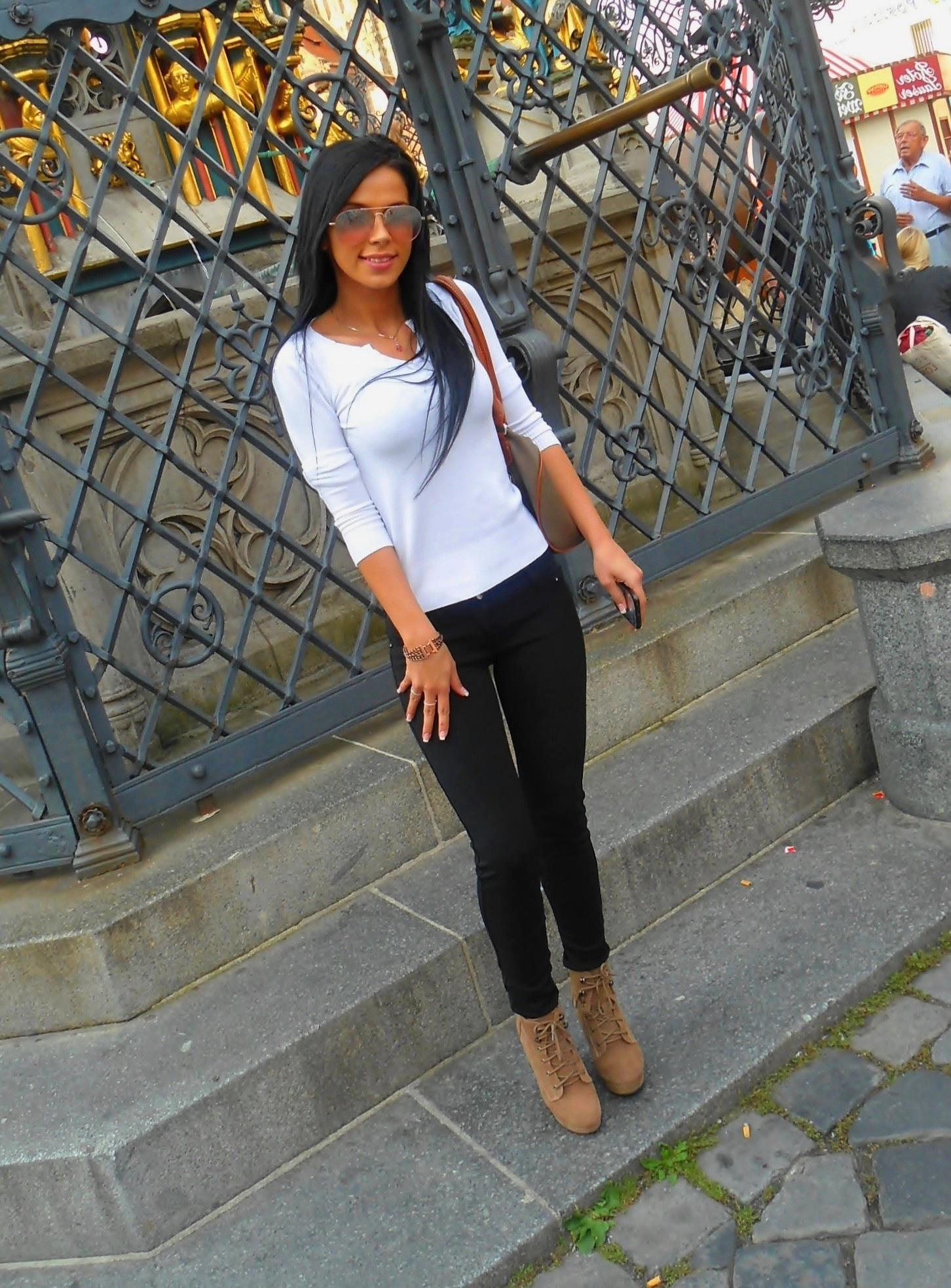 982632-20130404-jrSx6u.jpg