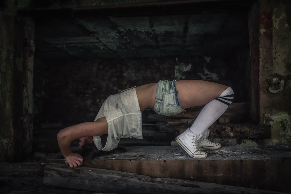 carrie_by_forlorntreasures-d70dls6.jpg