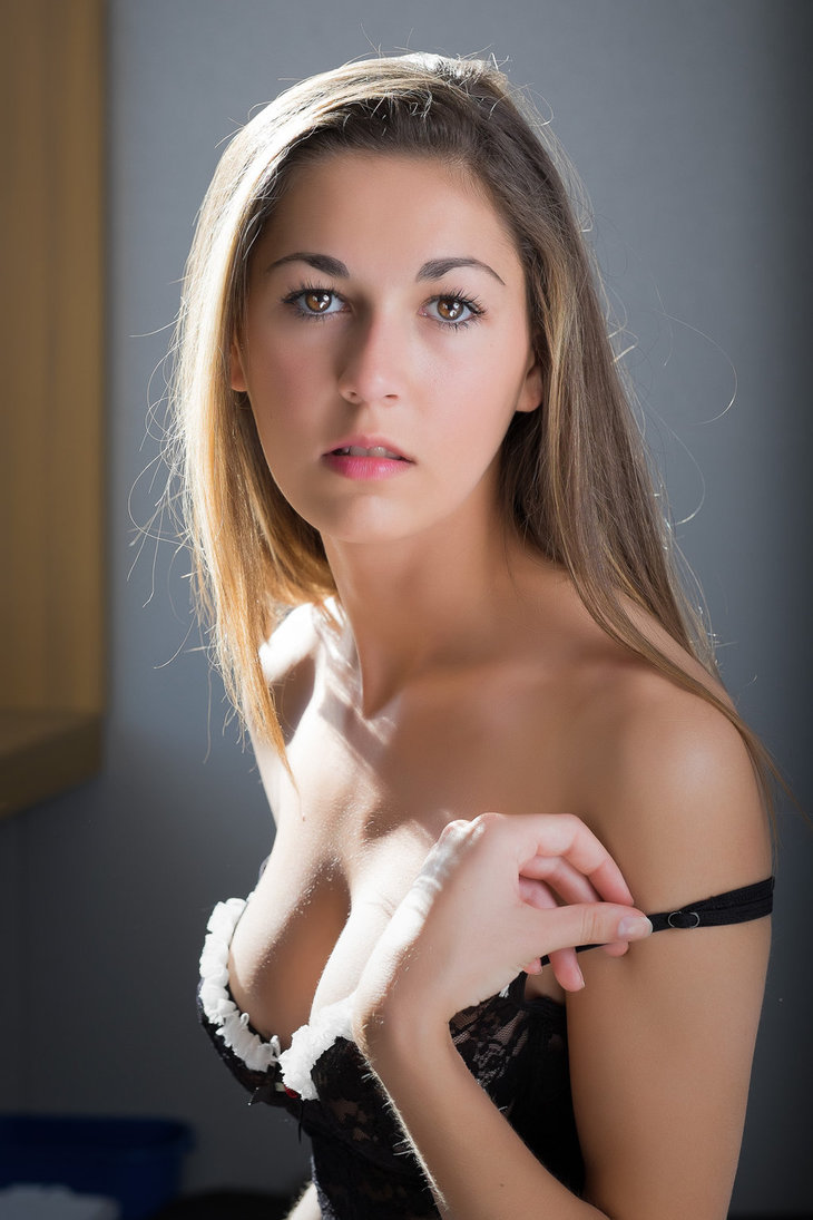 portrait_92714_main_potd_10914_potd_or_by_selenephotographica-da18v0s.jpg