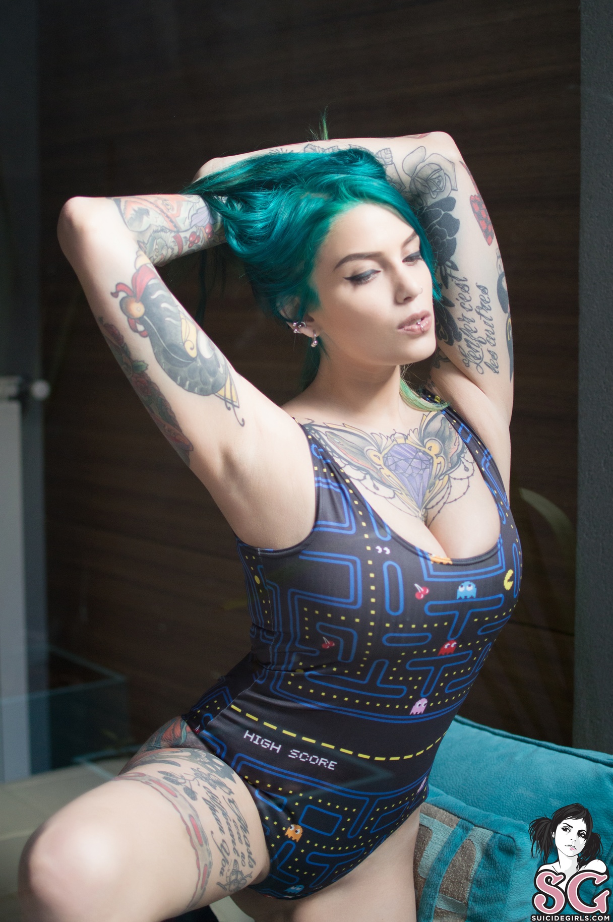 829357a844639448b6c6bf2ed2c1db7e.jpg